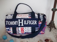 BOLSA TOMMY HILFIGER LARGE DUFFLE PINK MONOGRAM (GRANDE)